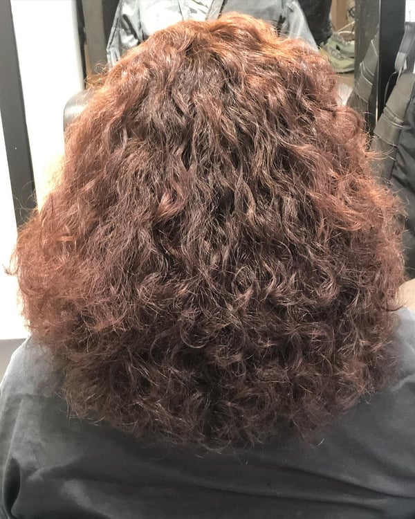 Top Short Chestnut Curled Looks of the Year